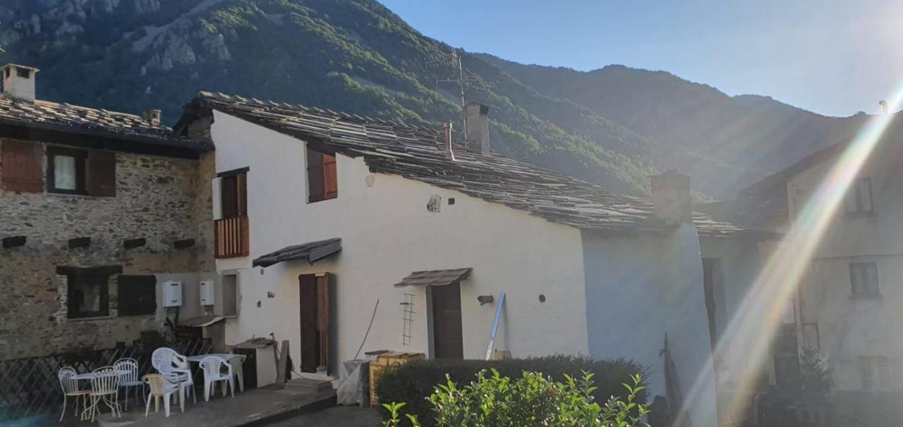 Perosa Argentina Vivimontagna Mathildaヴィラ エクステリア 写真